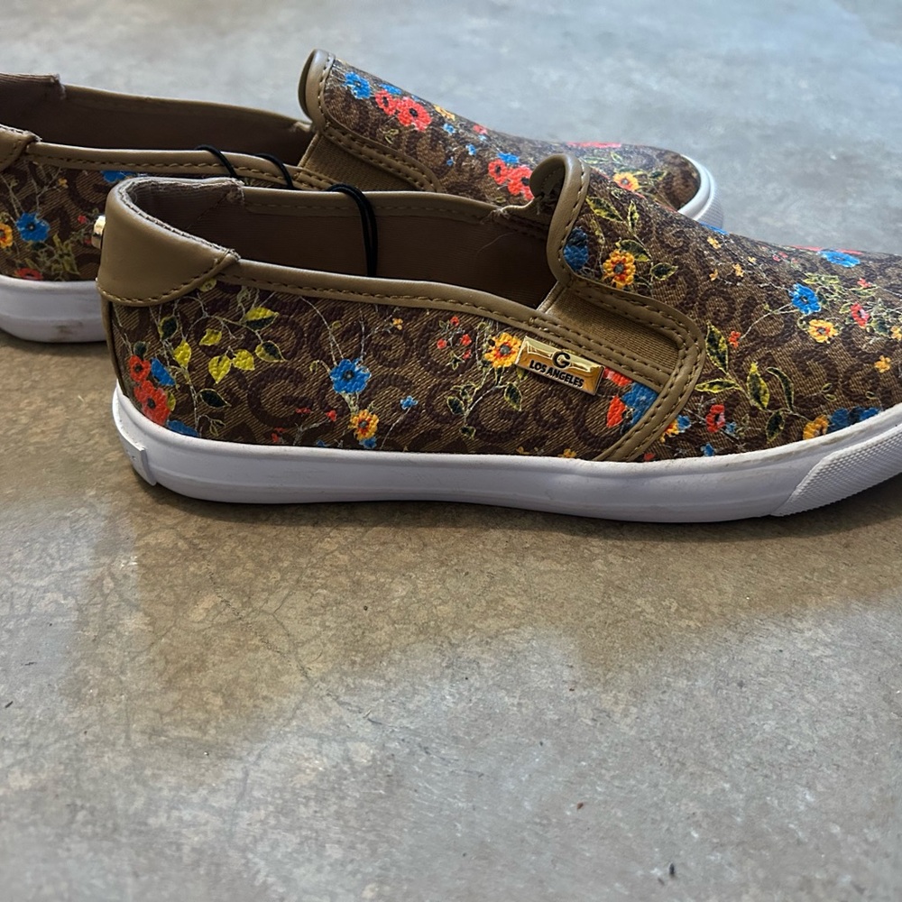 Adult GBG Los Angeles Floral Slip-On Shoes